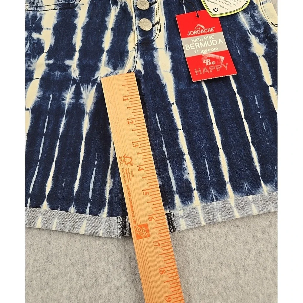 Jordache Jean Shorts Girls Size 8 Mid Rise Denim Tie Wash Bermuda Jeans NWT